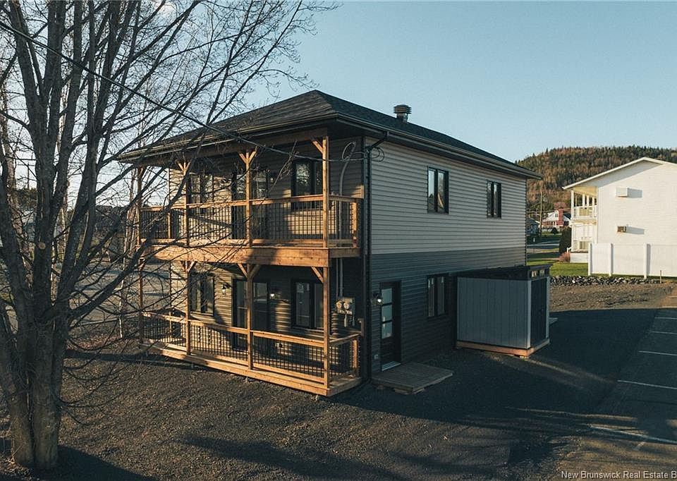 1st image of 369 Victoria St