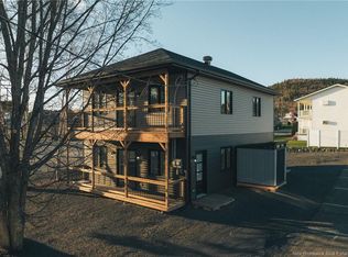 369 Victoria St, Edmundston, NB E3V2K1