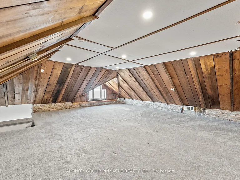 255 Kent St W #UPPER — Photo 13