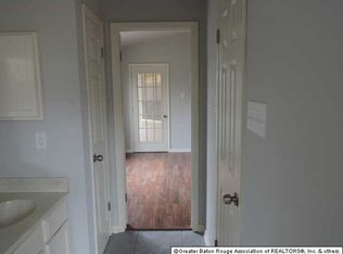 2390 Torrey Pine Dr, Baton Rouge, LA 70816