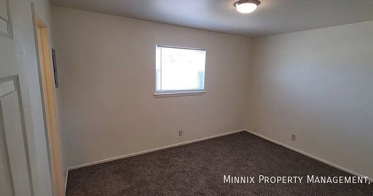 711 S Austin Ave #105 — Photo 6