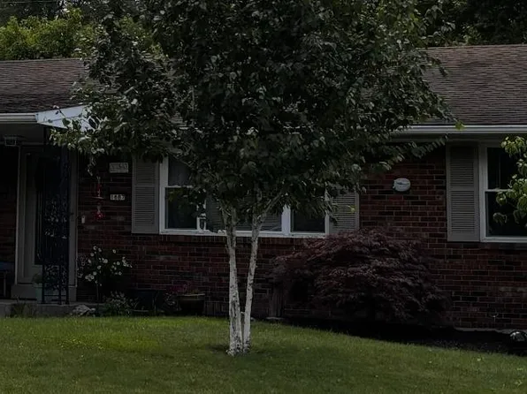 1687 Hilltree Dr, Cincinnati, OH 45255