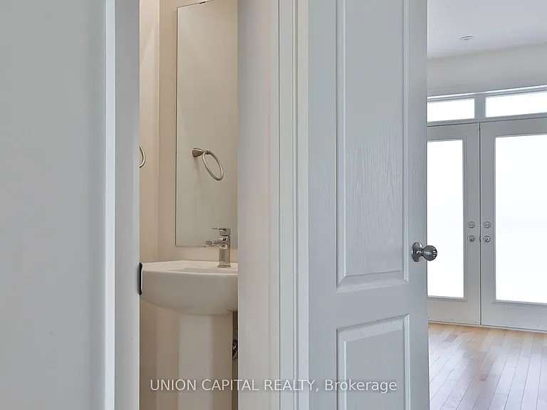 46 William Saville St — Photo 11