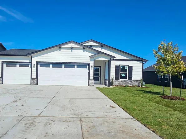 1220 E Northridge St, Valley Center, KS 67147