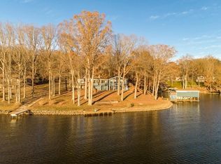 Mallard Point Rd, Wirtz, VA 24184