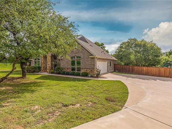 2nd image of 110 Running Creek Ct