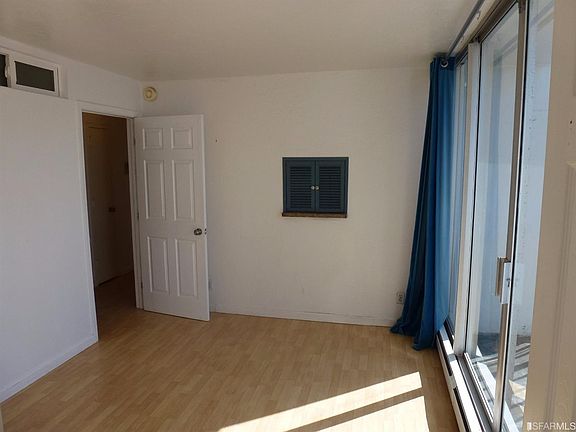 5th image of 946 Stockton St APT 14E