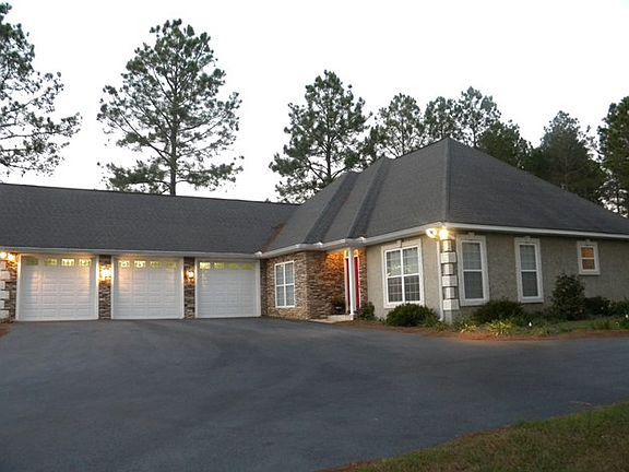 2nd image of 330 Twin Lakes Dr