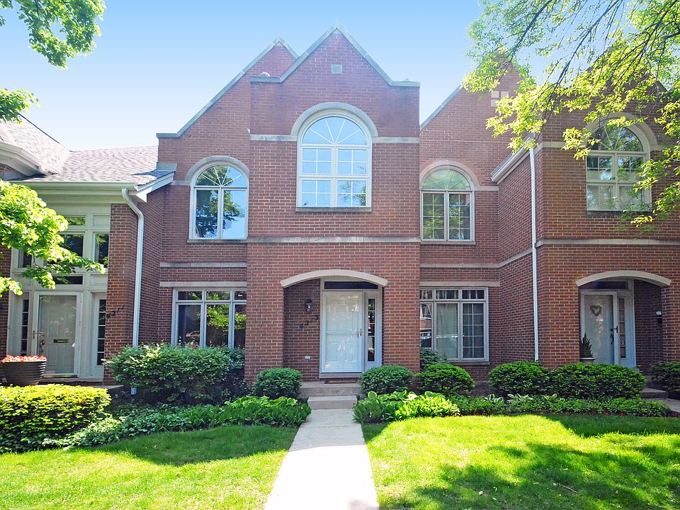 1st image of 4213 W Thorndale Ave