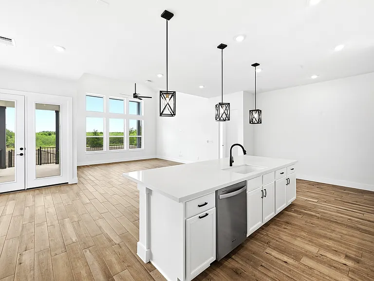 8709 Lullwater Trl — Photo 12