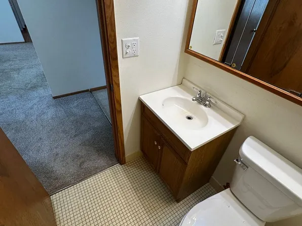 Black River Apartments, 604 N Black River St #204, Sparta, WI 54656