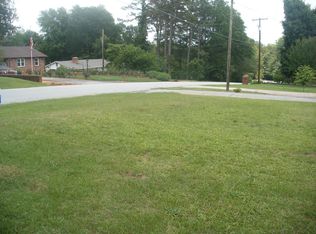 110 Bedford Rd, Spartanburg, SC 29301