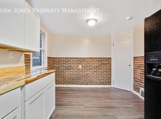 15 Arbour Ln APT 2, Buffalo, NY 14220