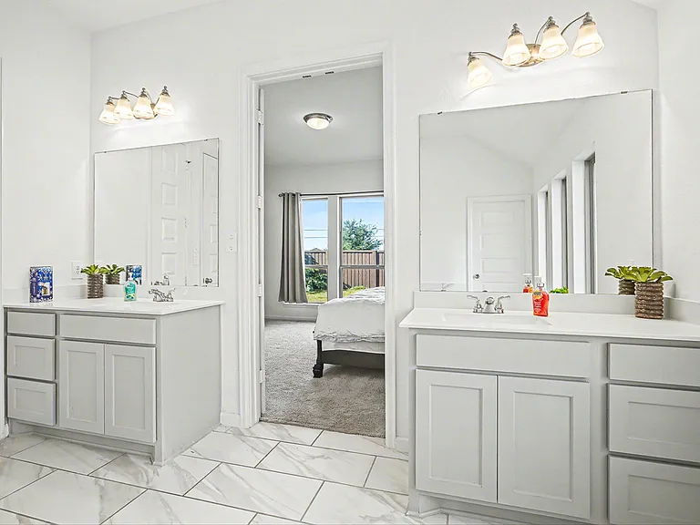 5610 Vintage Oaks Ln — Photo 27