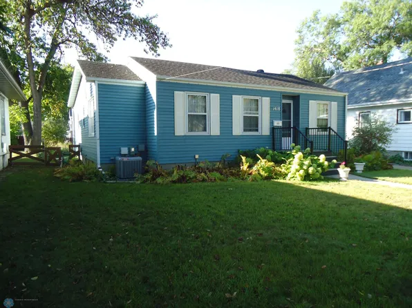 1418 11th Ave S, Fargo, ND 58103