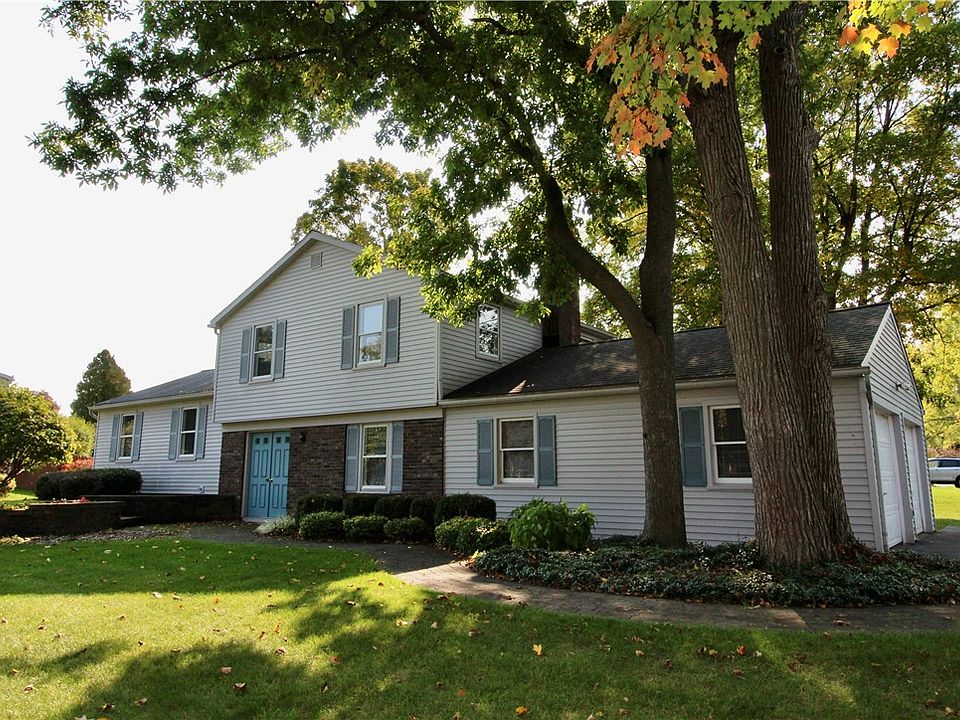 1st image of 165 Mulberry Dr