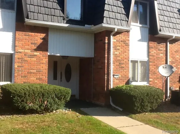 1826 Colonial Village Way APT 1, Waterford, MI 48328