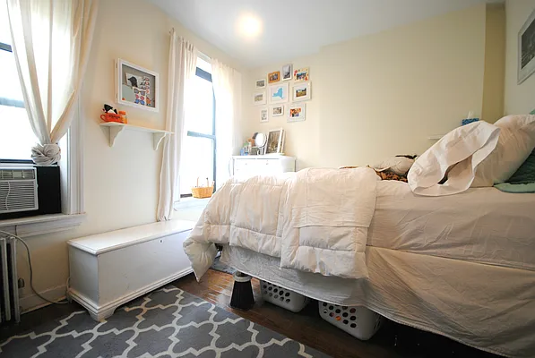 Rented by Bold New York | media 7