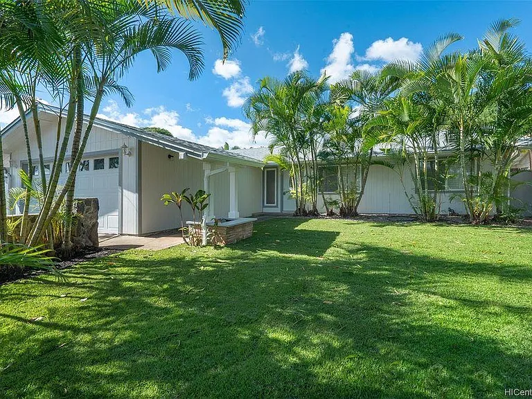 Hamakua Dr — Photo 2