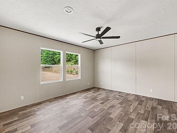 4th image of 9526 Caycee Dr