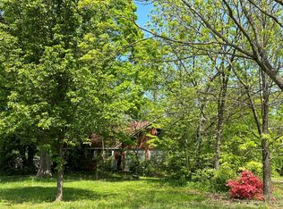 2711 12th Avenue Dr NE, Conover, NC 28613