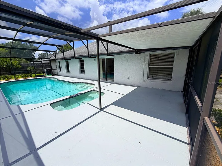 309 Buttonwood Dr — Photo 41