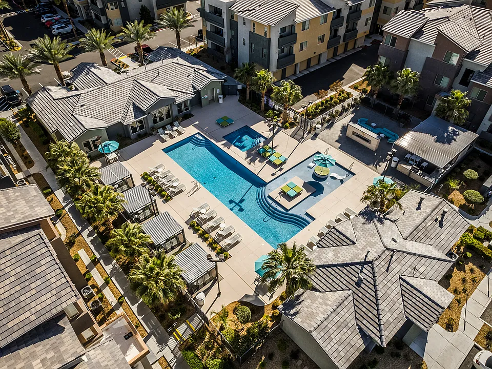 THE GALLERY APARTMENT HOMES