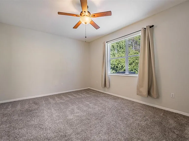 1827 Hammocks Ave #1827 — Photo 16