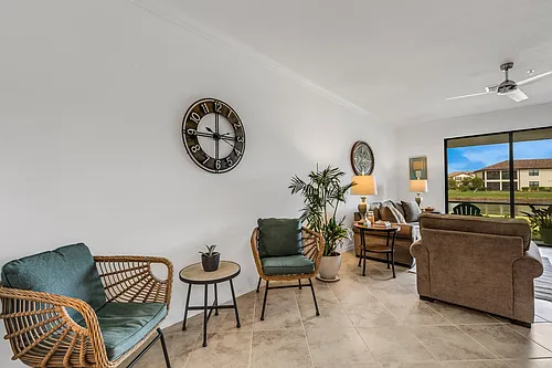 20450 Lagente Cir Photo 1