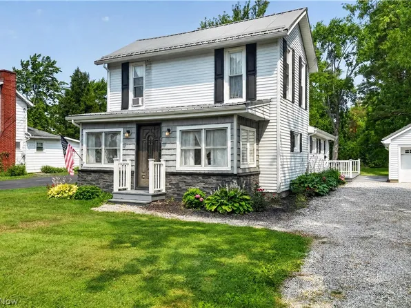 61 W Erie St, Jefferson, OH 44047
