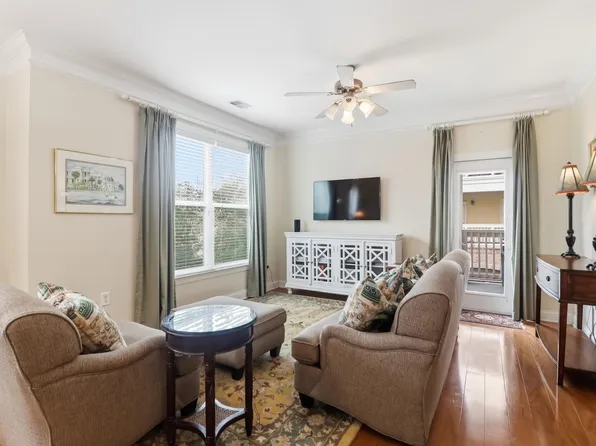 2244 Ashley Crossing Dr Unit 415, Charleston, SC 29414