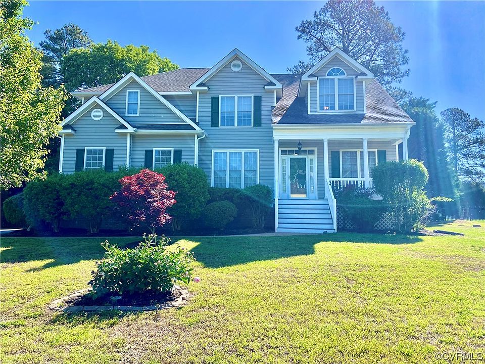 1st image of 14401 Woodleigh Dr