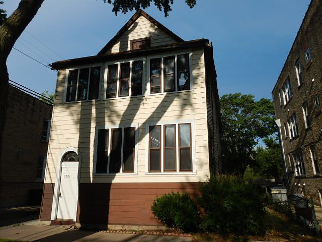 1st image of 7215 N Damen Ave