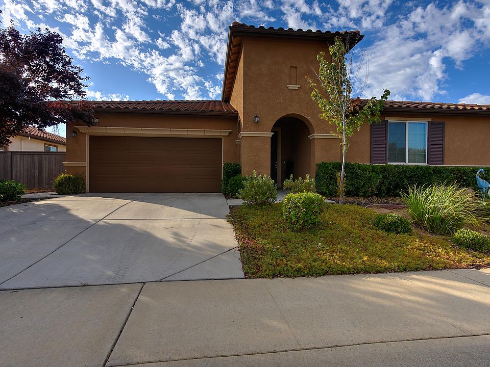 1st image of 5214 Crystal Cove Dr