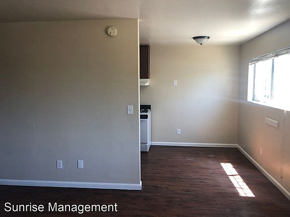 4th image of 5115 Naranja St #11244332