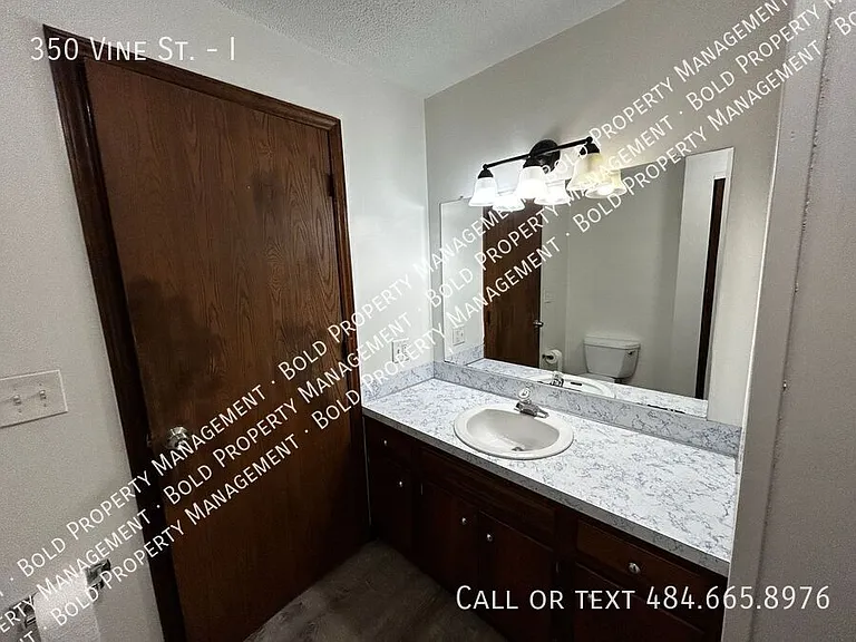 350 Vine St #I — Photo 6