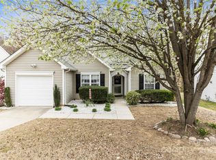 2316 Meadecroft Rd, Charlotte, NC 28214