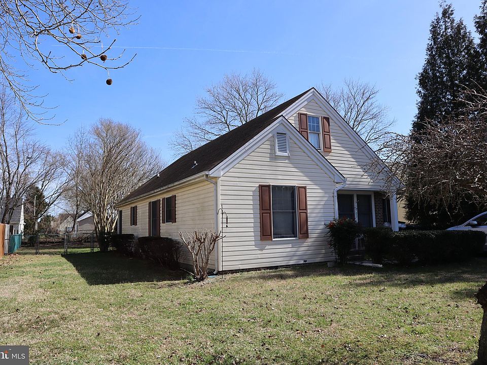 2nd image of 1405 Limrock Ct