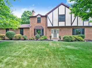 4400 Driftwood Ln, Allentown, PA