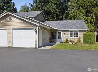 5611 99th Street Ct E, Puyallup, WA