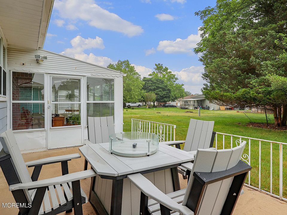 88 Scarborough Place, Toms River, NJ 08757 | Zillow