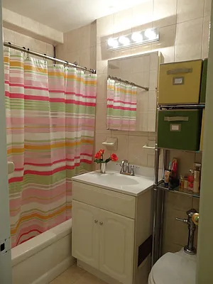 Sold by Nest Seekers International | media 14