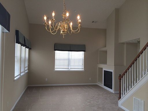 4th image of 190 Swanee Ln