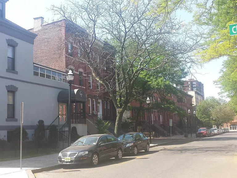 34 Madison Ave #1 — Photo 5