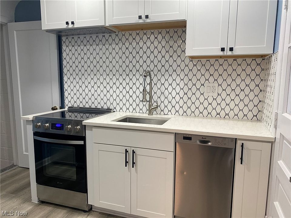 14107 Rainbow Ave, Cleveland, OH 44111 Zillow