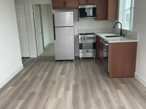 2998 Ellis Town Dr, Tracy, CA 95377