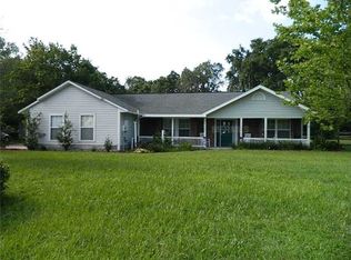 7738 Frontier Dr, Yalaha, FL 34797
