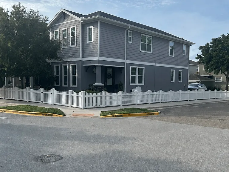 10595 Marsha Dr — Photo 1