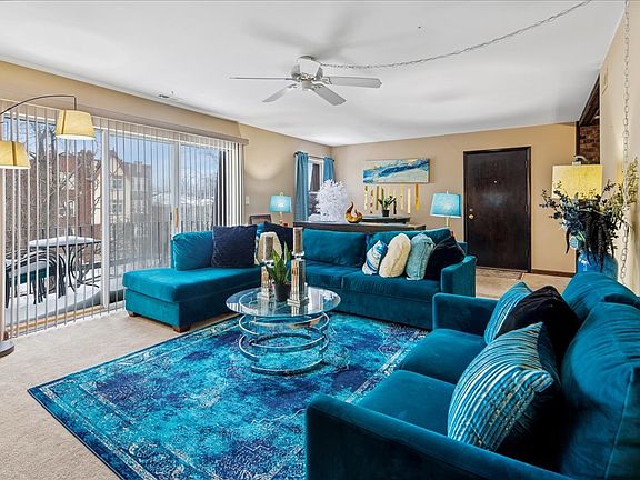 3rd image of 475 Shenstone Rd APT 304