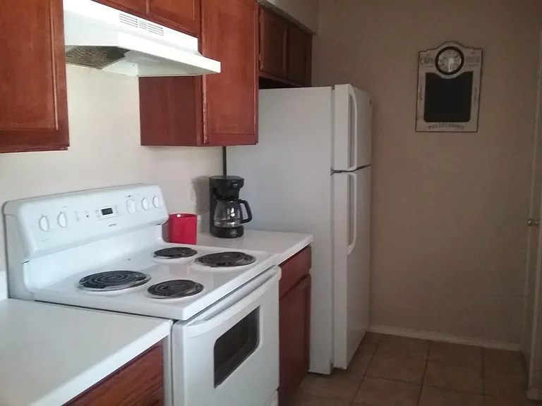 3703 Bremen Ave #3 — Photo 6